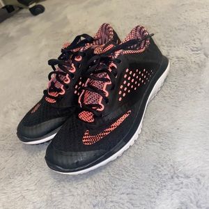 Nike Shoes LIGHTLY WORN